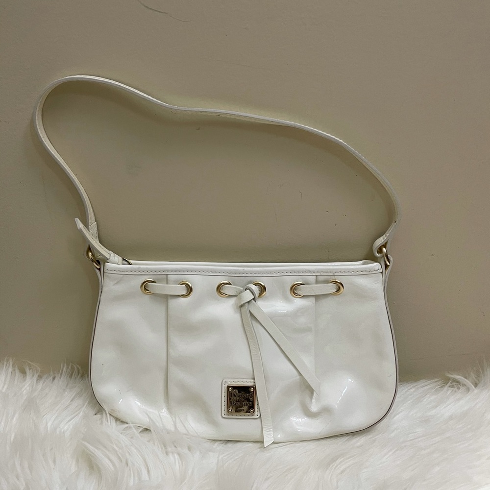 Dooney&bourke white purse